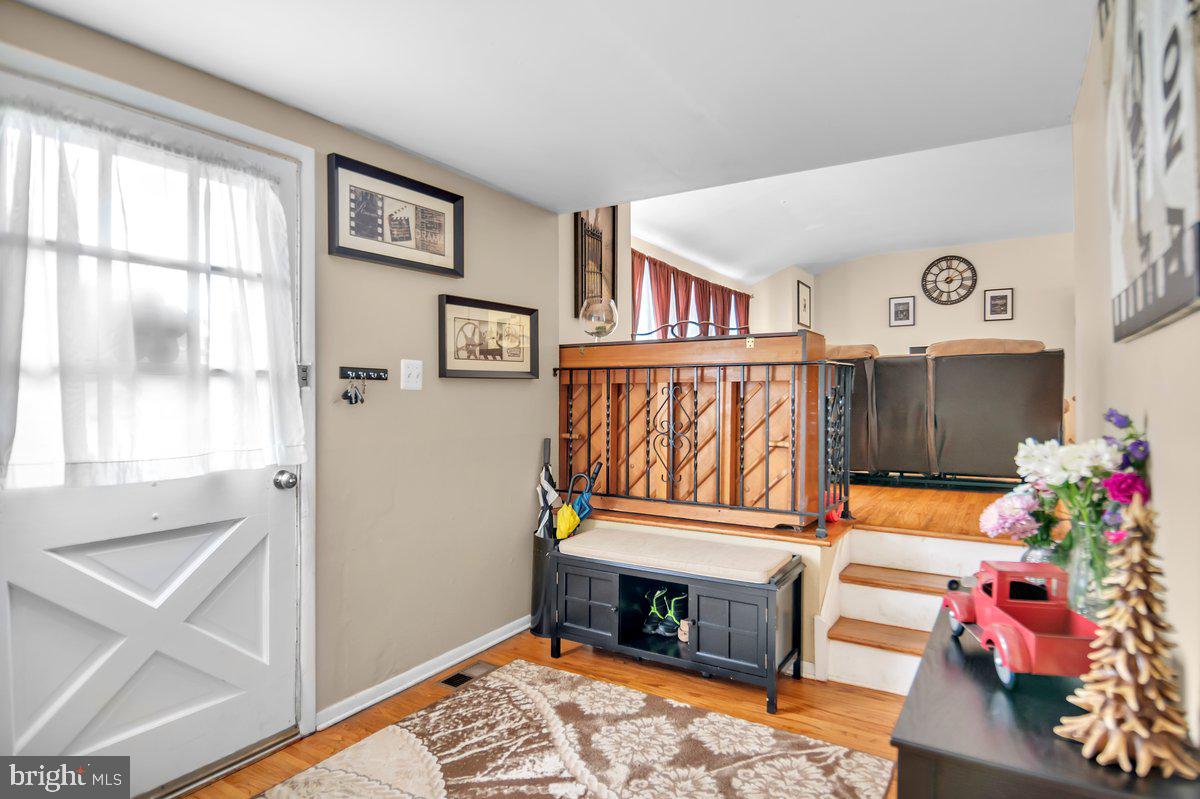 207 Wilson Road Cherry Hill, NJ 08002 - Photo 6 of 26 Gallery Image 6