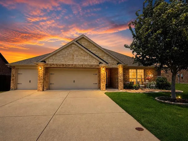 $373,600 | 605 Eleanor Drive, Fate, TX 75087