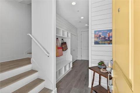 a view of entryway and hall