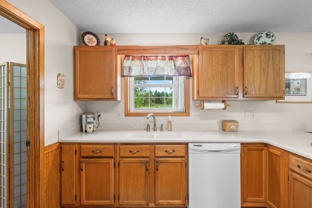821 Mace Martin Road Wewahitchka, FL 32465 - Photo 12 of 39