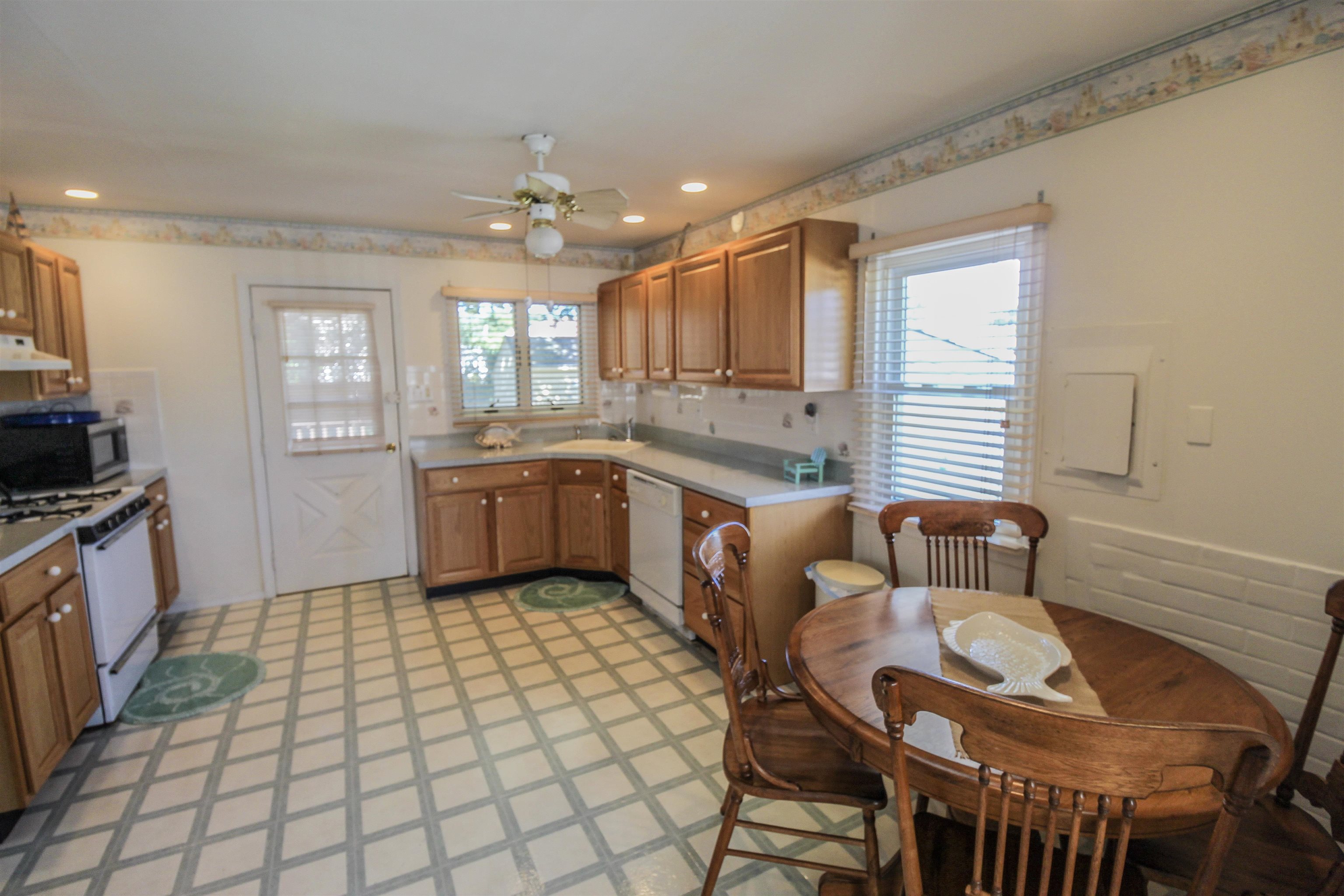 251 Arbor Road Villas, NJ 08251 - Photo 11 of 35 Gallery Image 11
