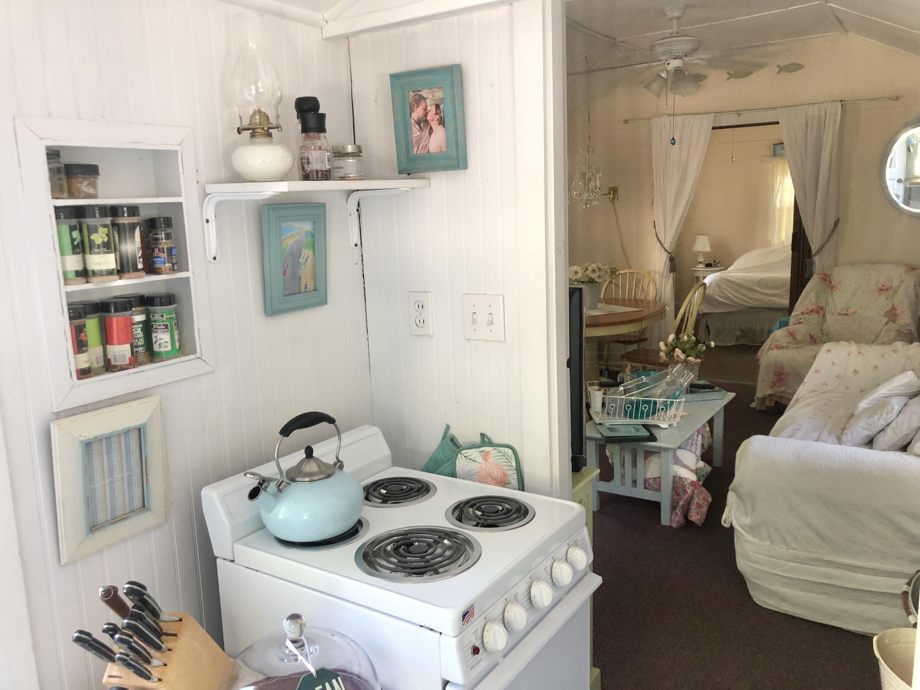 390 Steele Road Eastham, MA 02642 - Photo 8 of 26 BC40C4DF-FDC3-4A65-9413-53B1C4F99D56