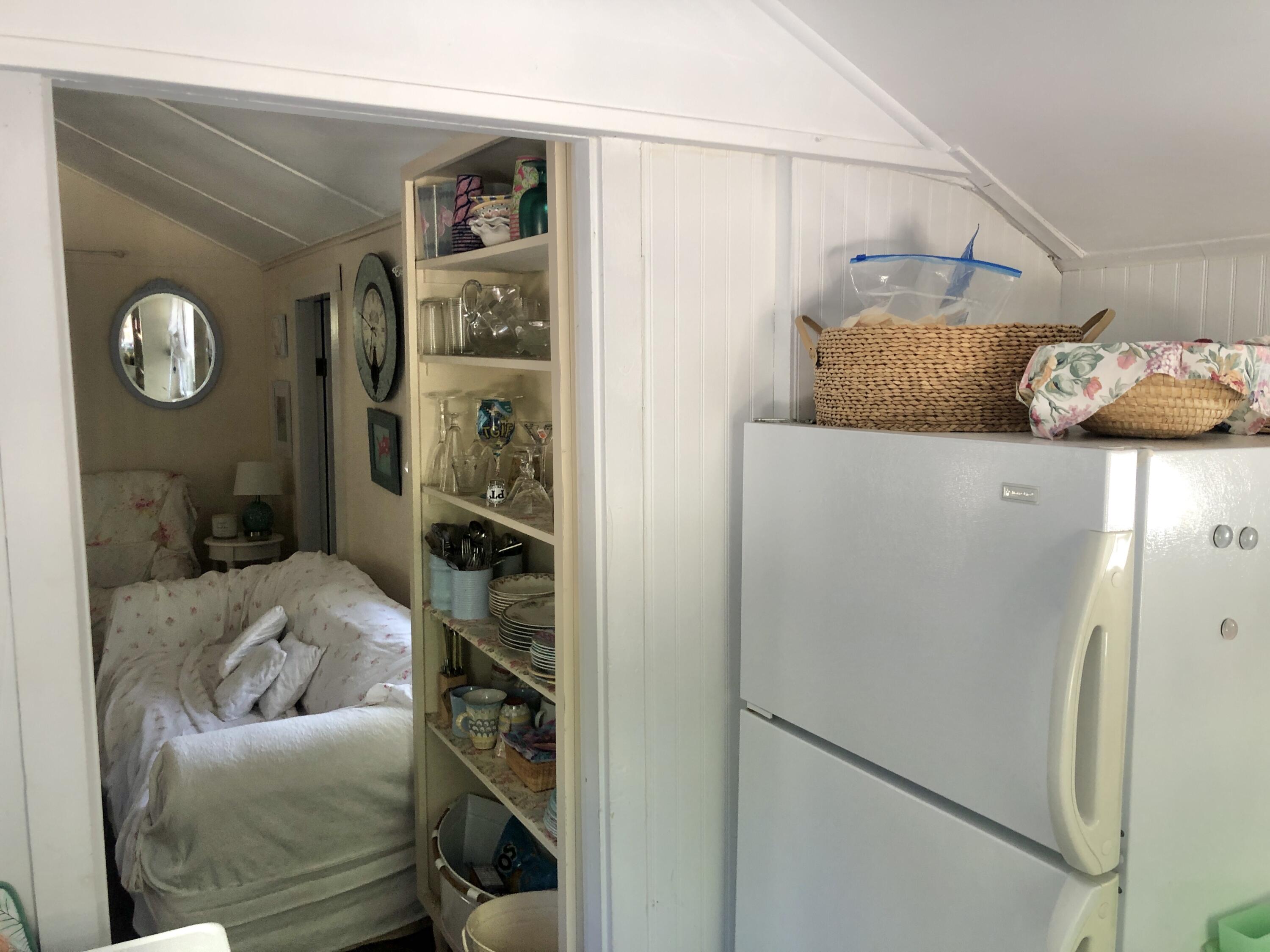 390 Steele Road Eastham, MA 02642 - Photo 9 of 26 F3994339-2C9C-4695-B9FC-115802CBA1E8