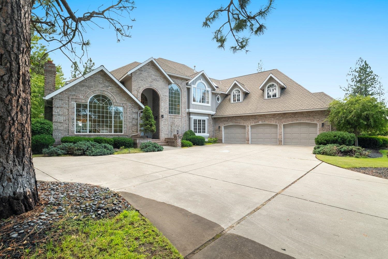 714 East Edenderry Court Spokane, WA 99223 - Photo 2 of 46