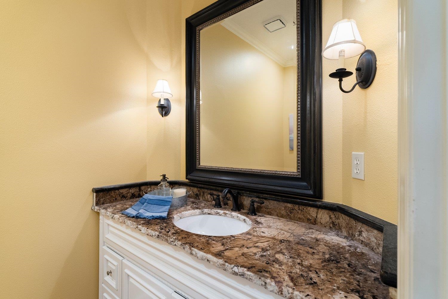 714 East Edenderry Court Spokane, WA 99223 - Photo 23 of 46