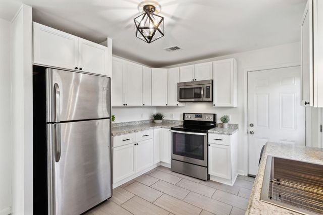 $349,000 | 1100 Massman Drive, Nashville, TN 37217