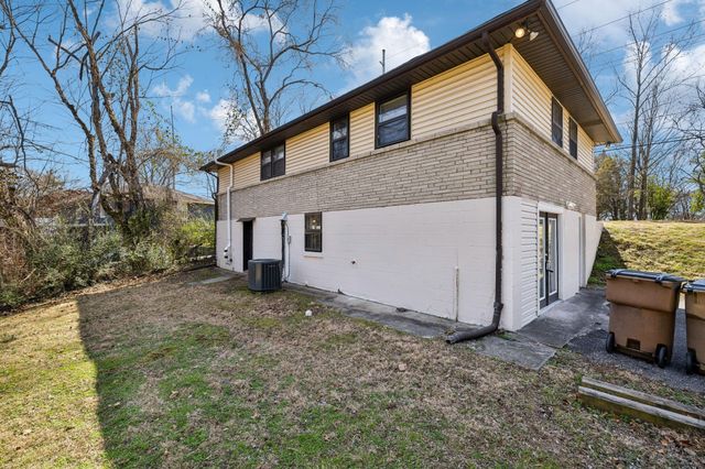 $349,000 | 1100 Massman Drive, Nashville, TN 37217