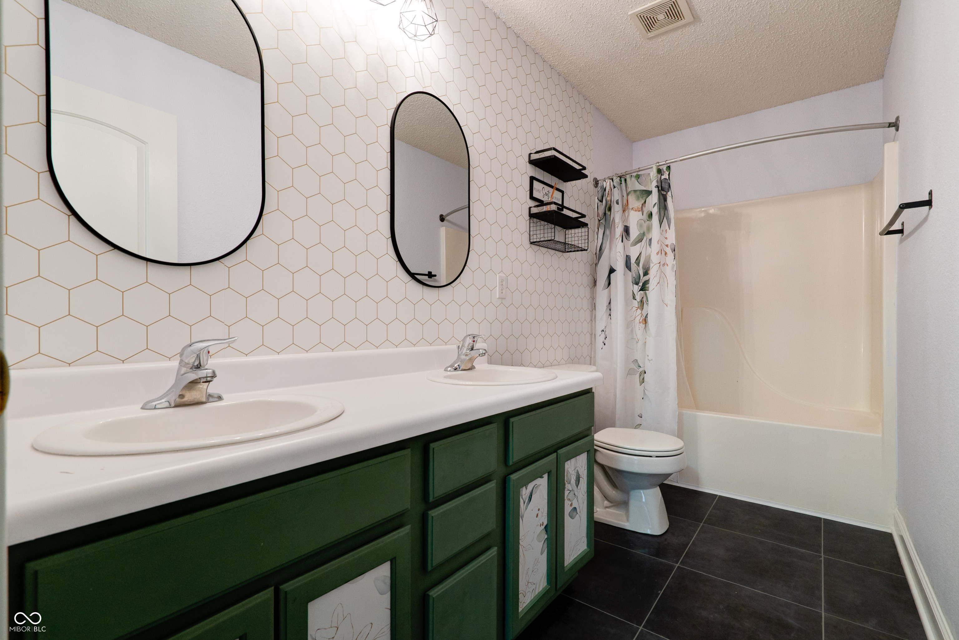 914 Freestone Drive Indianapolis, IN 46239 - Photo 19 of 23