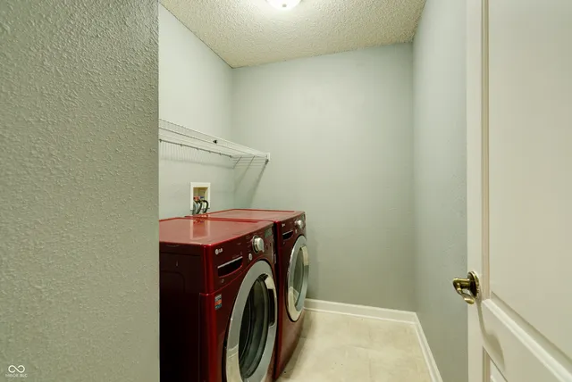 $295,000 | 914 Freestone Drive, Indianapolis, IN 46239