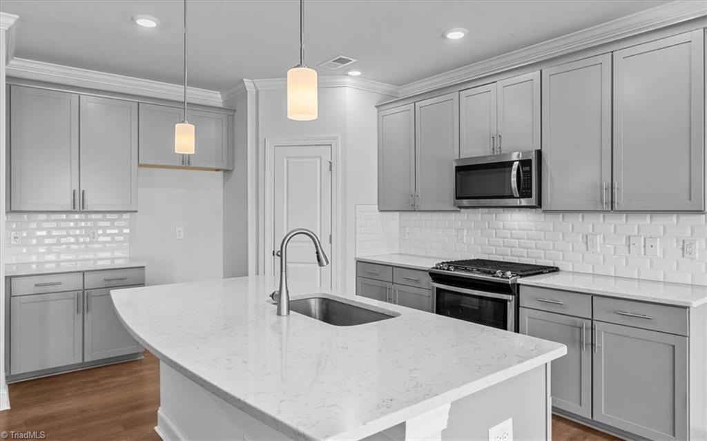 5005 Alton Drive Oak Ridge, NC 27310 - Photo 16 of 50