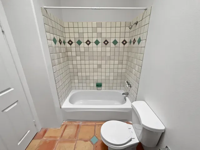 $3,000 | 54670 Avenida Alvarado, La Quinta, CA 92253