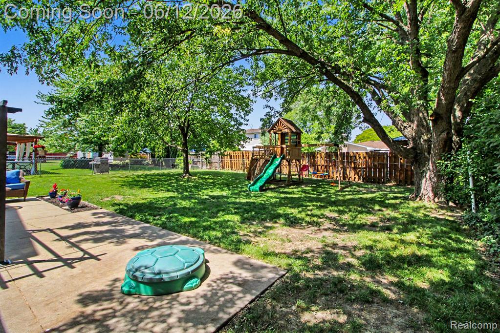 7235 Iron Gate Road Canton, MI 48187 - Photo 22 of 27