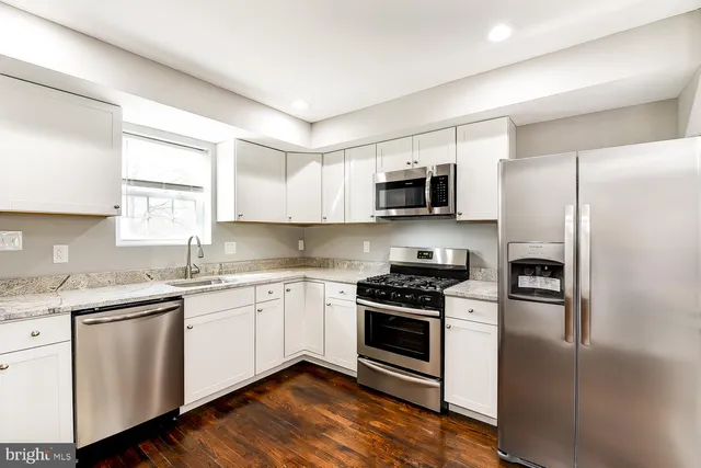 $2,848 | 707 Congress Street Southeast, Washington, DC 20032