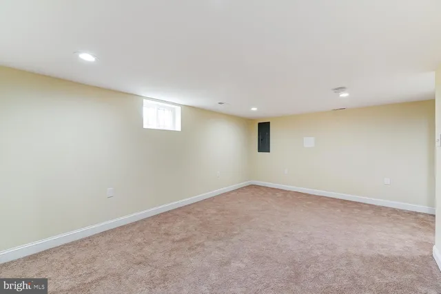 $2,848 | 707 Congress Street Southeast, Washington, DC 20032