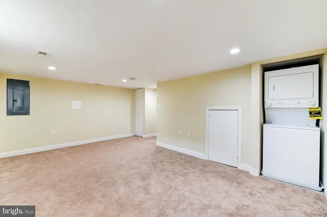 $2,848 | 707 Congress Street Southeast, Washington, DC 20032