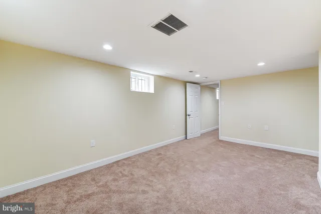 $2,848 | 707 Congress Street Southeast, Washington, DC 20032