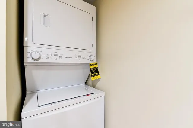 $2,848 | 707 Congress Street Southeast, Washington, DC 20032