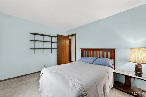 $309,000 | 117 Montana Drive, St. Charles, MO 63304
