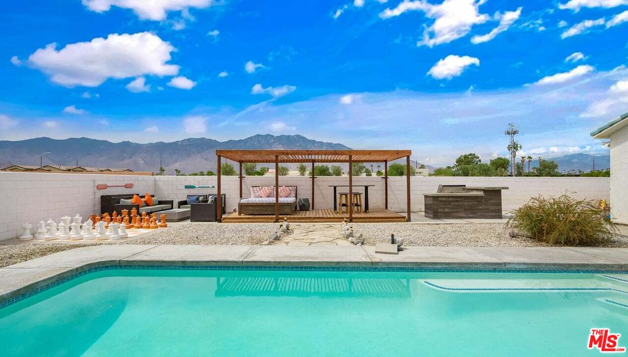 68125 Modalo Road Cathedral City, CA 92234 - Photo 41 of 44 Gallery Image 41