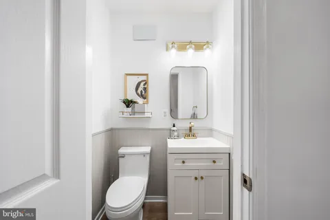 $835,000 | 2061 St Albans Street, Philadelphia, PA 19146