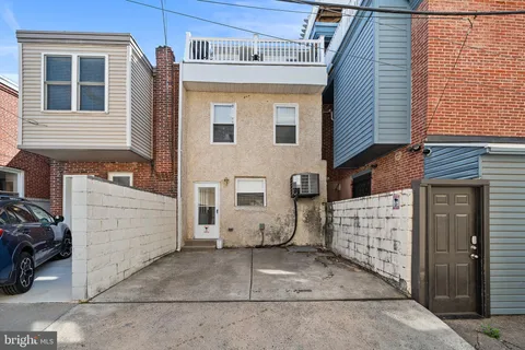 $835,000 | 2061 St Albans Street, Philadelphia, PA 19146