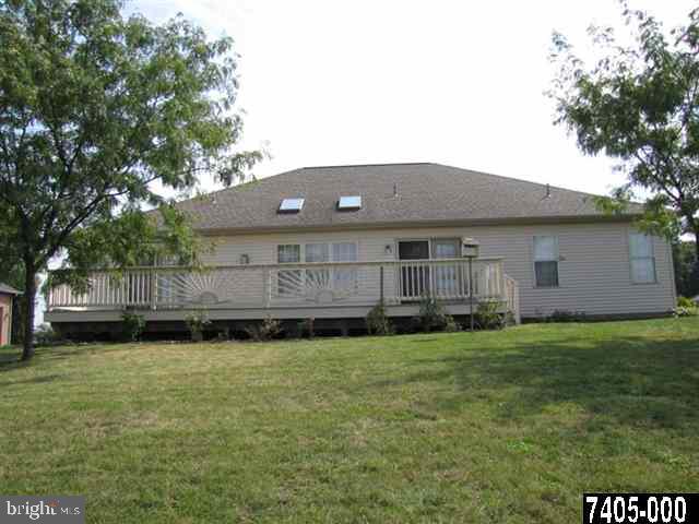 321 Dew Drop Road York, PA 17402 - Photo 19 of 25