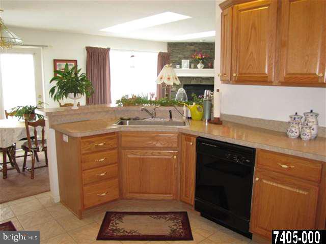 321 Dew Drop Road York, PA 17402 - Photo 10 of 25