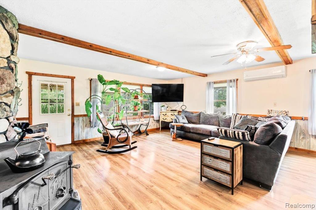 8432 Jordan Road Yale, MI 48097 - Photo 6 of 34