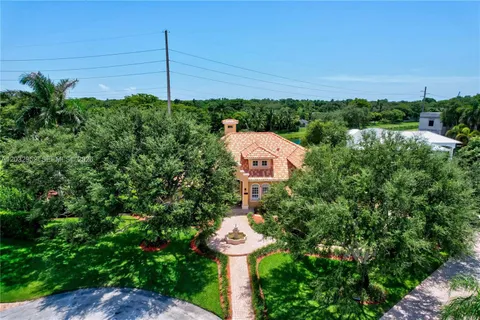 $2,375,000 | 8920 Southwest 162nd Terrace, Palmetto Bay, FL 33157
