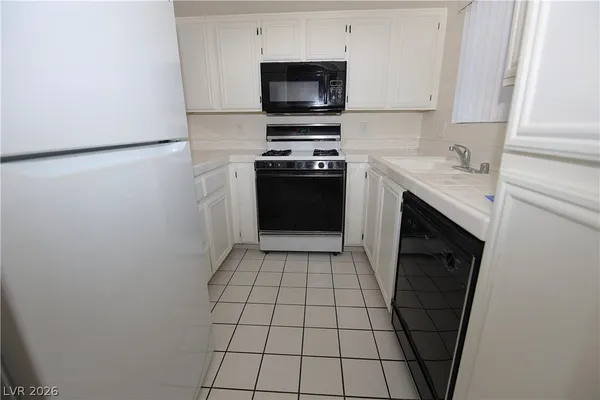 $1,350 | 1908 Mountain Hills Court, Unit 103, Las Vegas, NV 89128