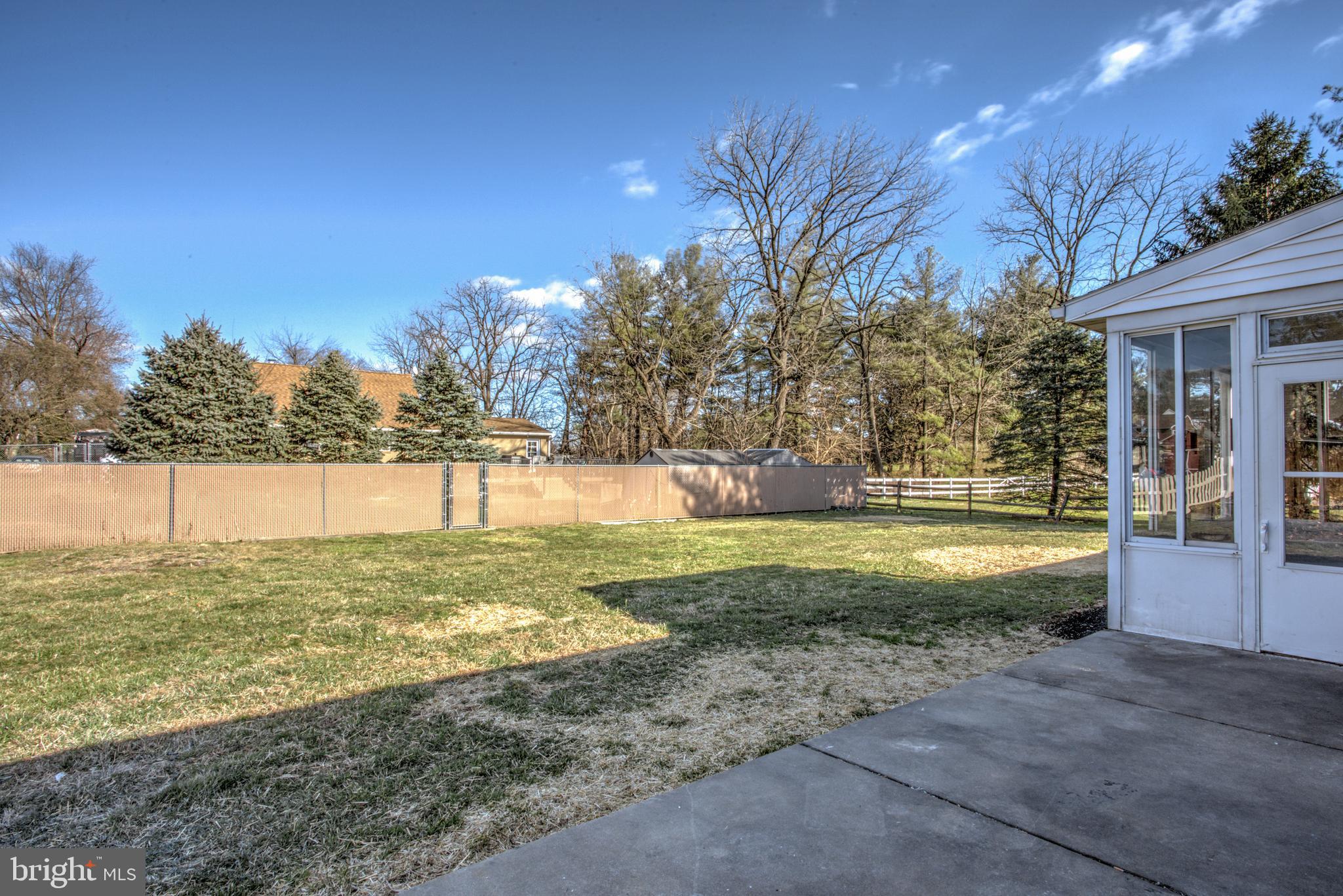 59 Farmland Road Leola, PA 17540 - Photo 2 of 38 Gallery Image 2