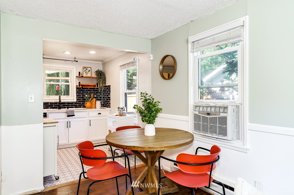 3101 Southeast 6th Street Renton, WA 98058 - Photo 6 of 17
