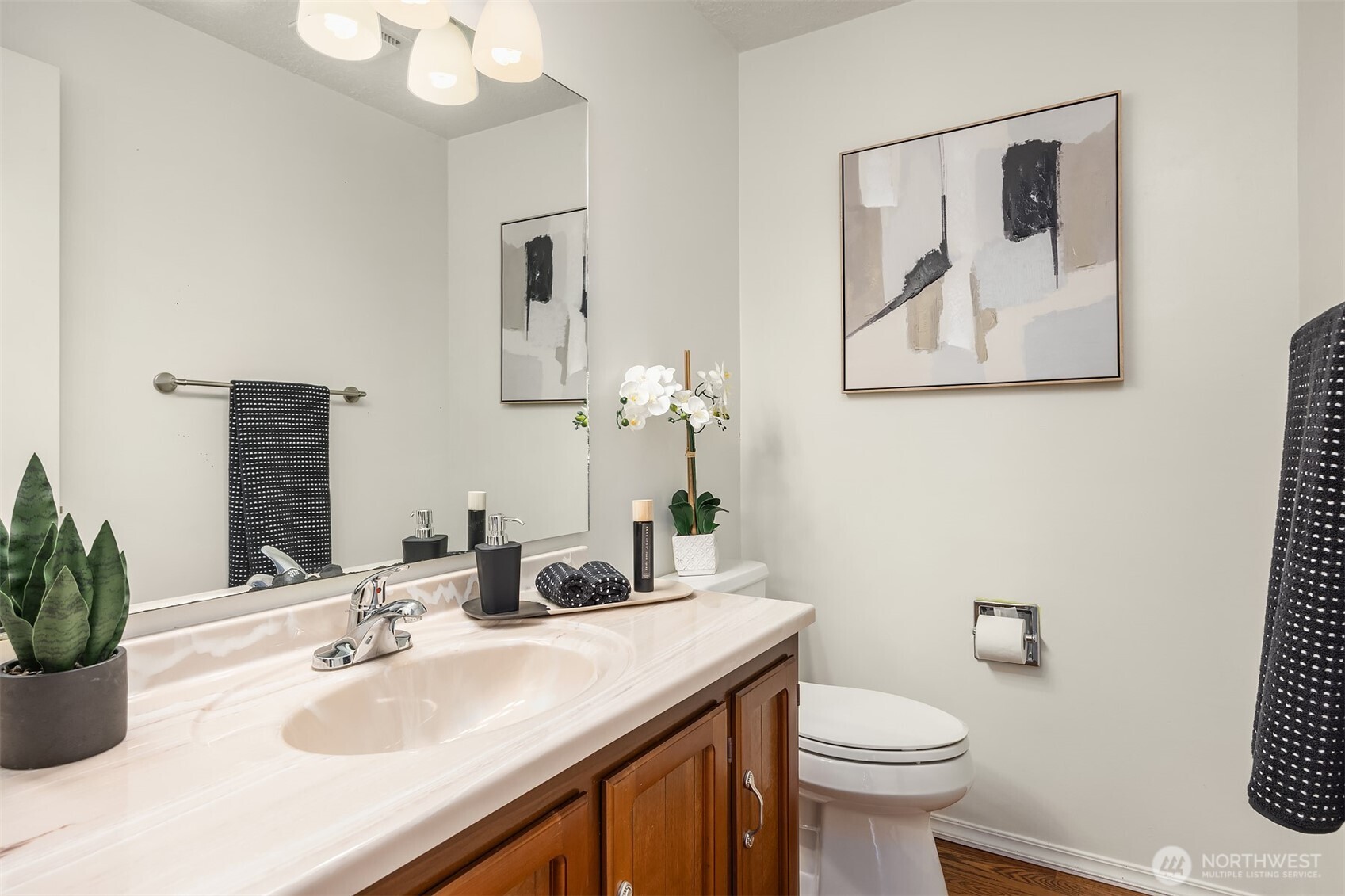 9119 185th Place Southwest Edmonds, WA 98026 - Photo 14 of 38 Gallery Image 14