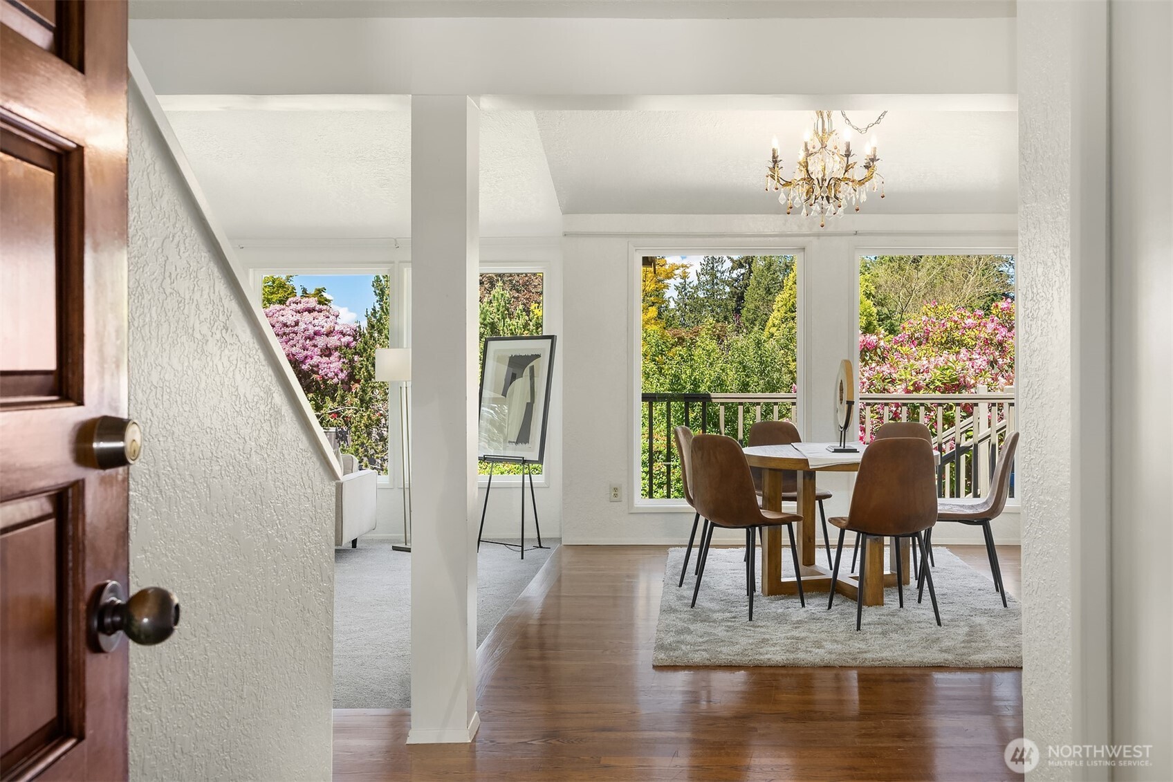 9119 185th Place Southwest Edmonds, WA 98026 - Photo 2 of 38 Gallery Image 2
