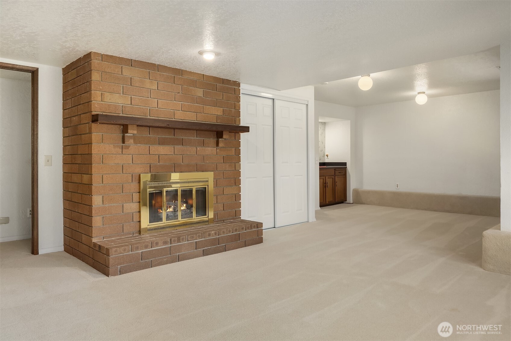 9119 185th Place Southwest Edmonds, WA 98026 - Photo 22 of 38 Gallery Image 22