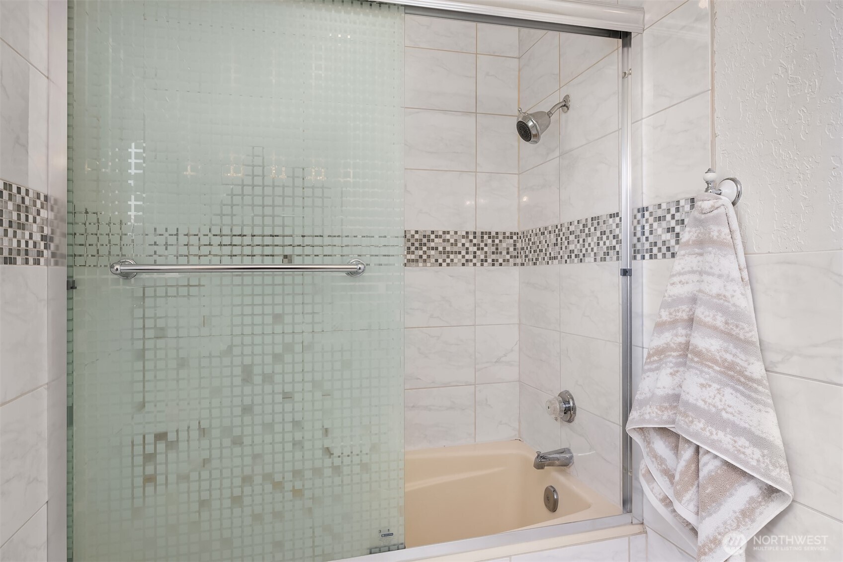 9119 185th Place Southwest Edmonds, WA 98026 - Photo 29 of 38 Gallery Image 29