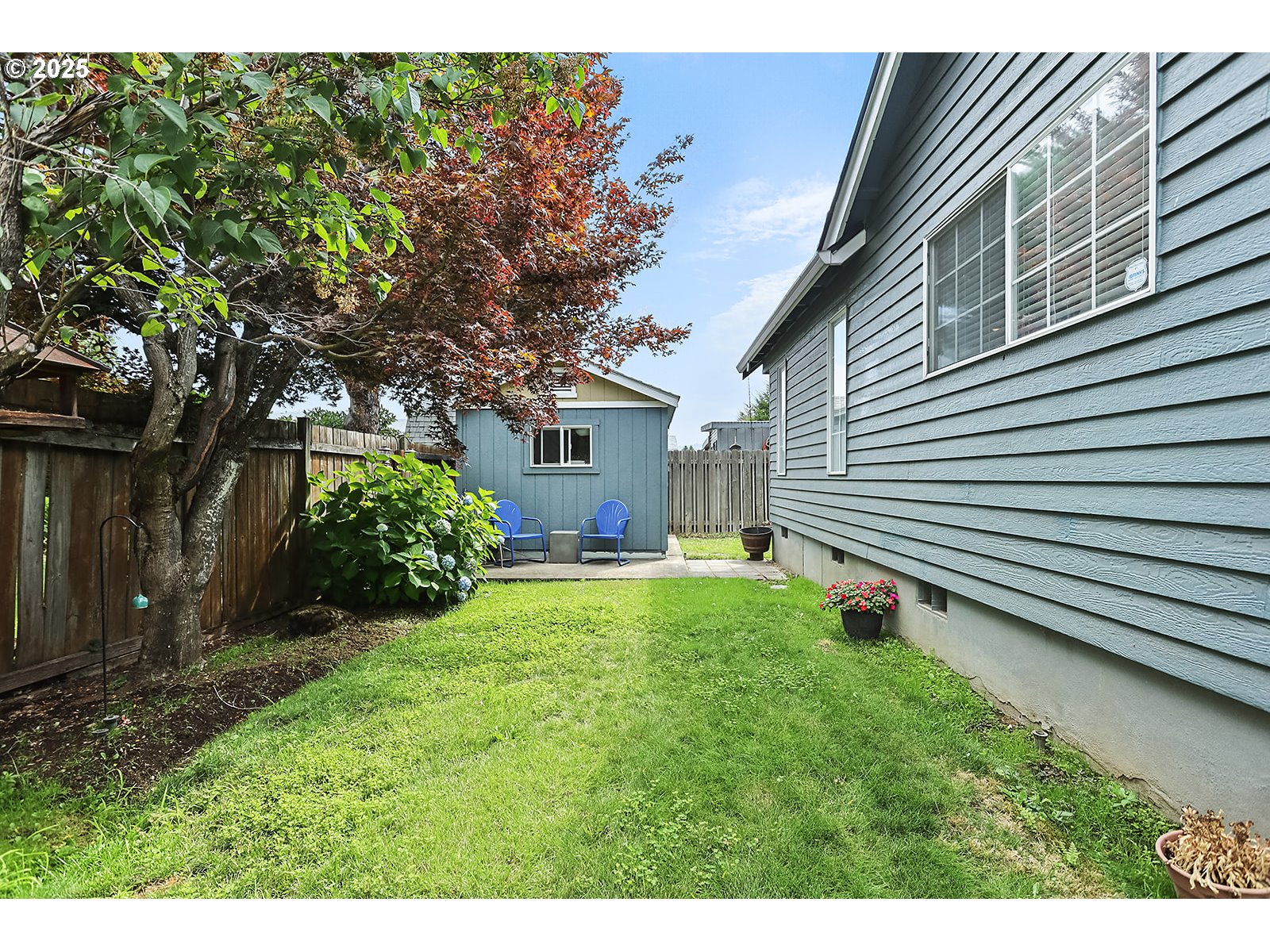 832 Adams Loop Hood River, OR 97031 - Photo 39 of 46 Yard