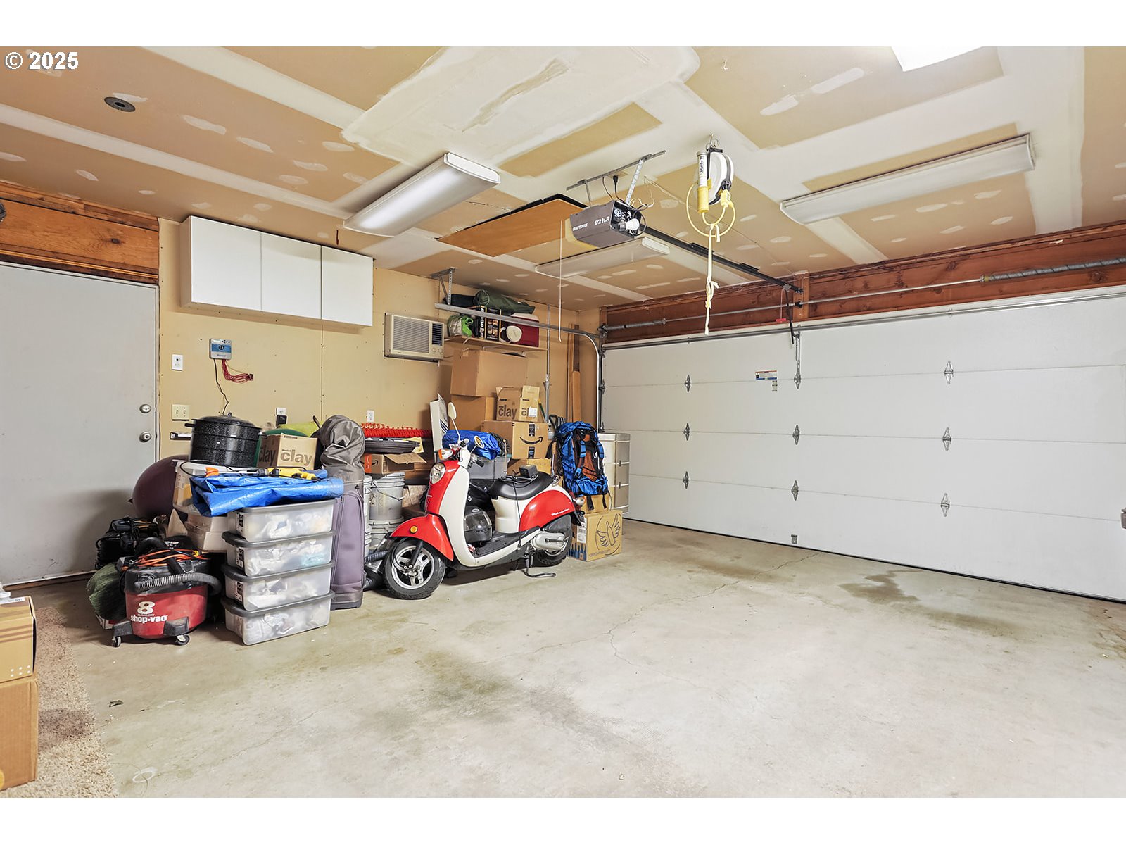 832 Adams Loop Hood River, OR 97031 - Photo 44 of 46 Garage