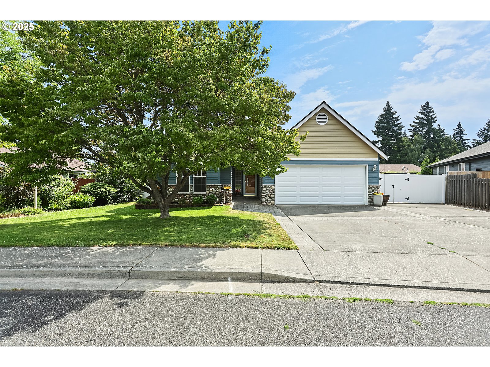 832 Adams Loop Hood River, OR 97031 - Photo 46 of 46 Gallery Image 46