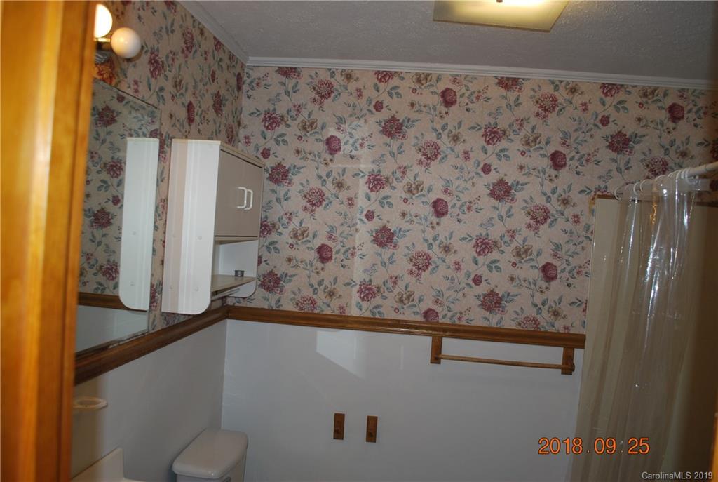 1420 Mud Cut Road Marion, NC 28752 - Photo 14 of 38 Gallery Image 14