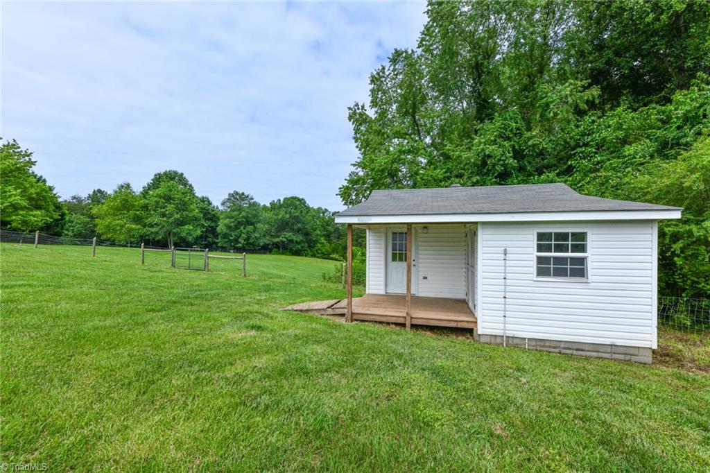 559 McBride Road Mount Airy, NC 27030 - Photo 34 of 47 Gallery Image 34