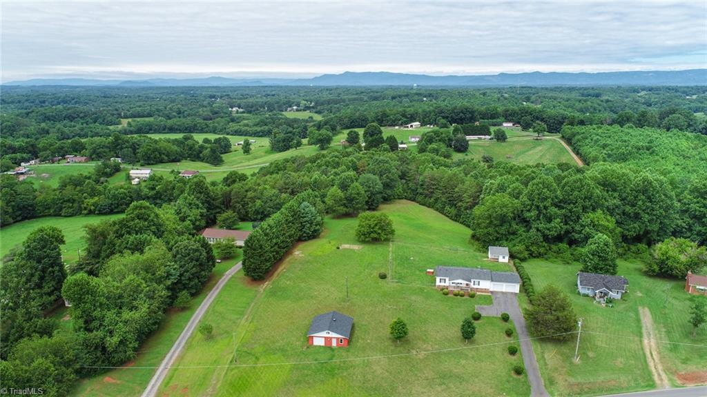 559 McBride Road Mount Airy, NC 27030 - Photo 35 of 47 Gallery Image 35