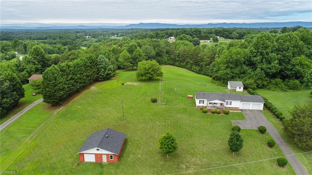 559 McBride Road Mount Airy, NC 27030 - Photo 36 of 47 Gallery Image 36