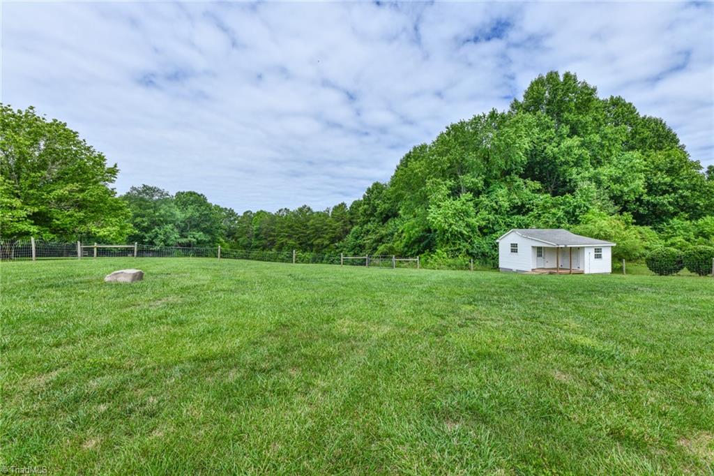 559 McBride Road Mount Airy, NC 27030 - Photo 37 of 47 Gallery Image 37