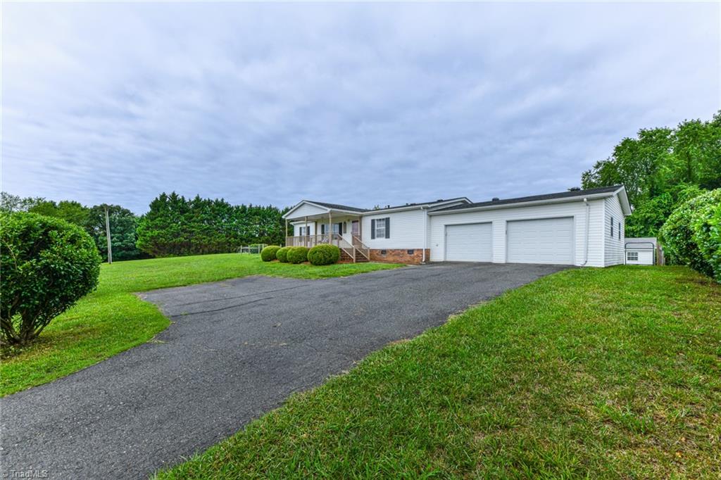 559 McBride Road Mount Airy, NC 27030 - Photo 42 of 47 Gallery Image 42