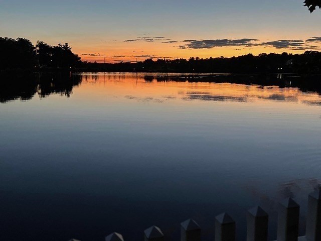 11 Lakeside Road Billerica, MA 01821 - Photo 35 of 38 a view of an ocean from a city