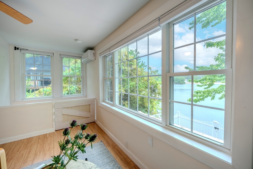 11 Lakeside Road Billerica, MA 01821 - Photo 10 of 38 a very nice looking room with a large window