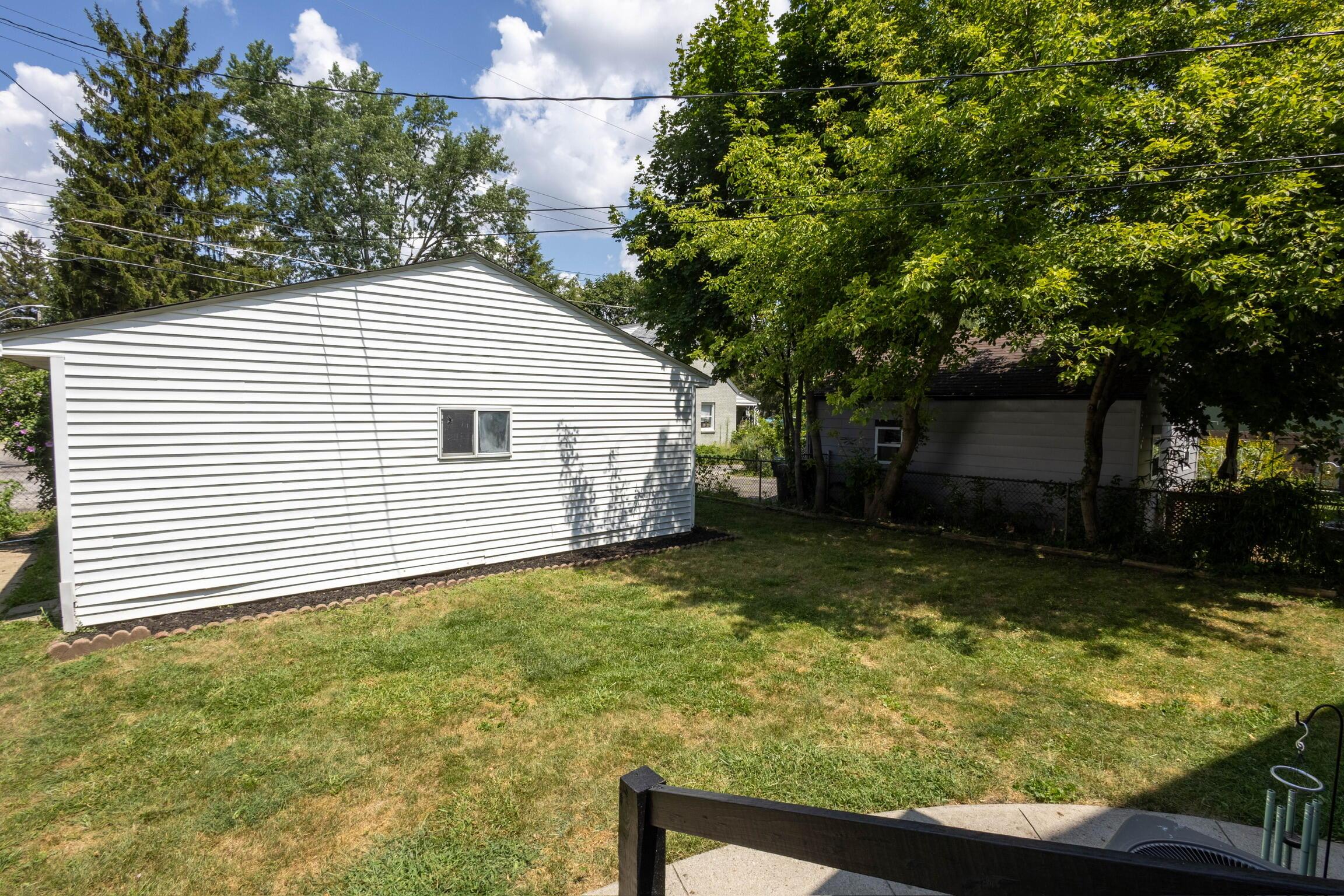 2970 Wicklow Road Columbus, OH 43204 - Photo 22 of 22 Backyard