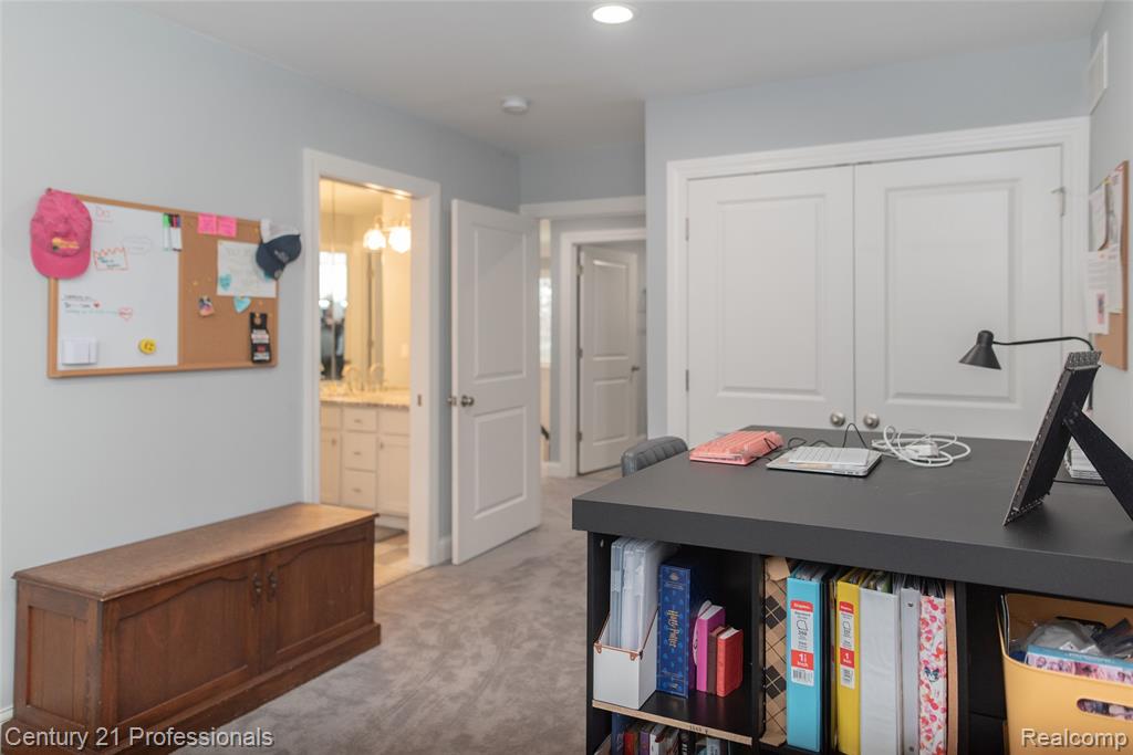 513 Renshaw Street Rochester, MI 48307 - Photo 39 of 54 Gallery Image 39