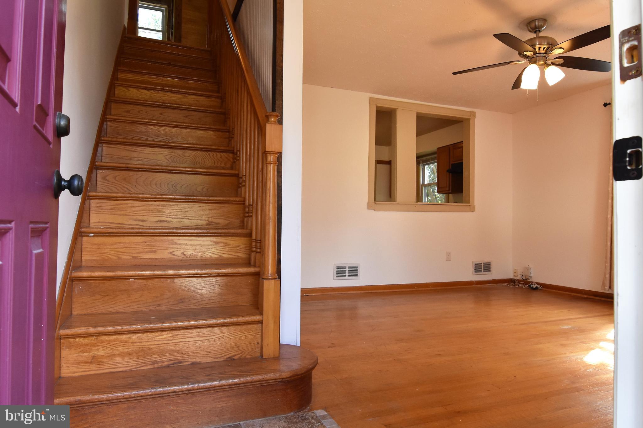 229 Asbury Road Pasadena, MD 21122 - Photo 2 of 34 Gallery Image 2
